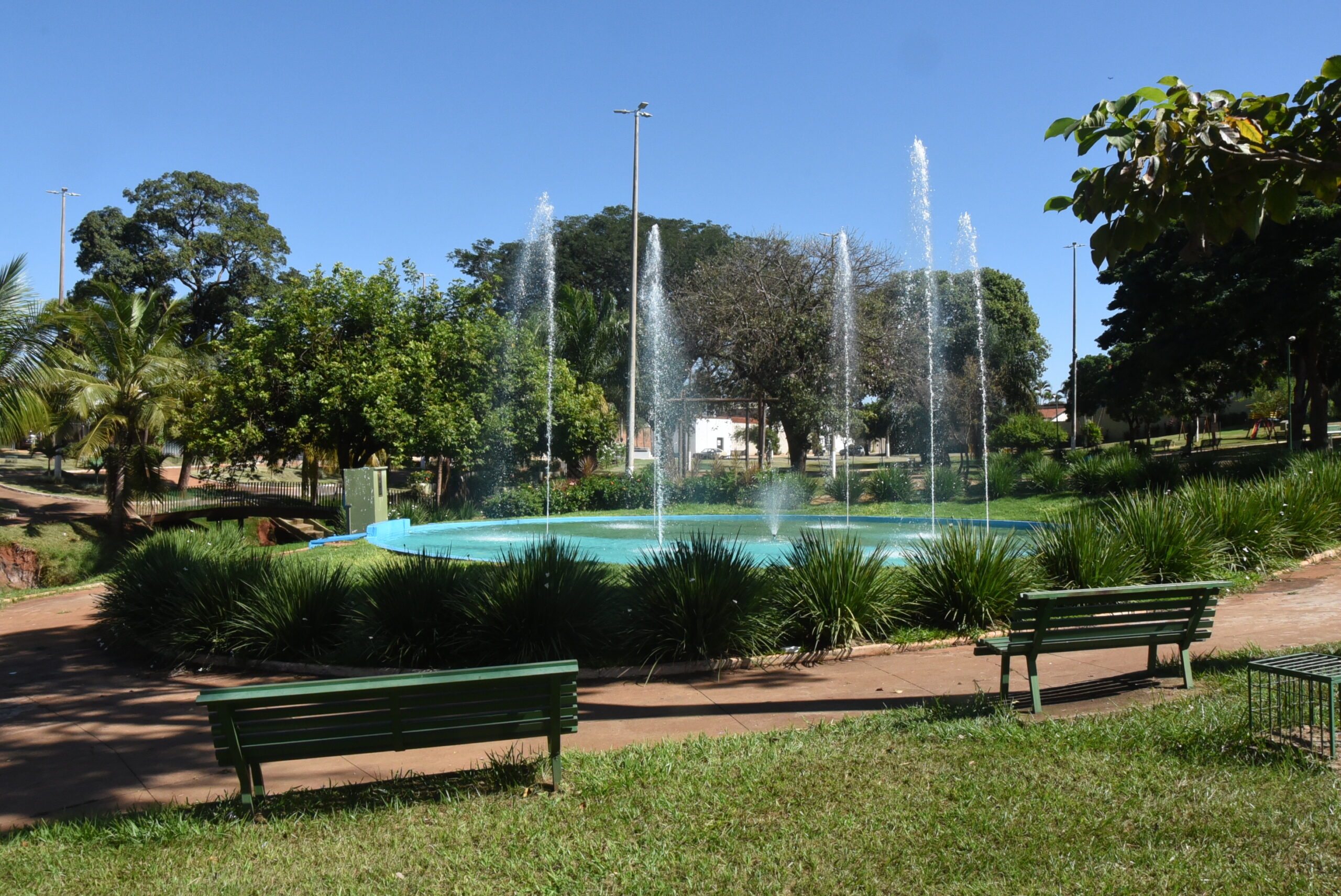 Evento de controle de saúde respiratória na praça da Primavera