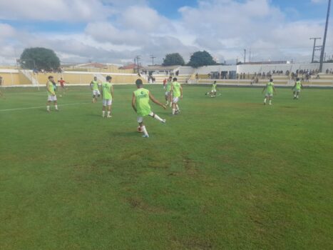 WhatsApp Image 2025-04-25 at 15.39.27 As equipes do Barretos Esporte Clube jogam hoje (10), no estádio Fortaleza, diante do Clube Atlético Taquaritinga, em partida válida pela 4ª rodada.