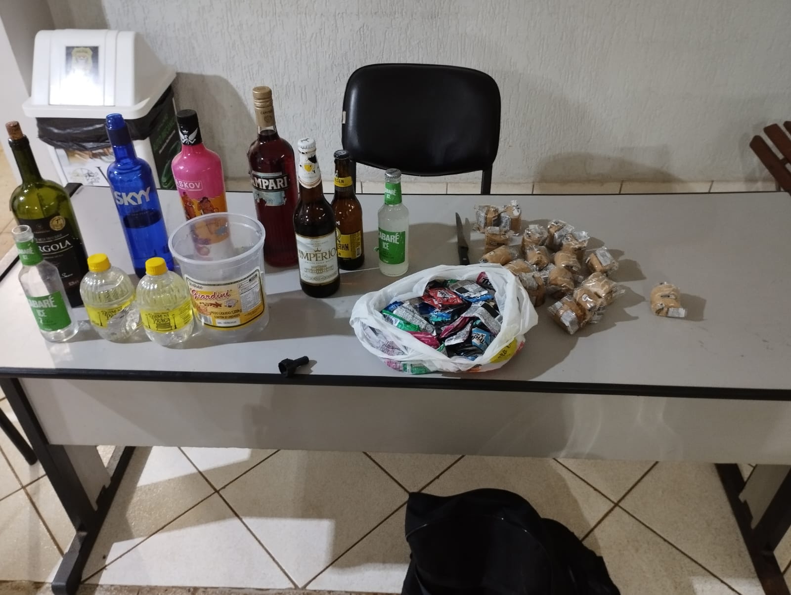 Ladrões são detidos pela PM por furto em churrascaria