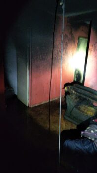 Bombeiros são acionados para combate a incêndio em apartamento (Foto: O Diário de Barretos) Bombeiros são acionados para combate a incêndio em apartamento (Foto: O Diário de Barretos)