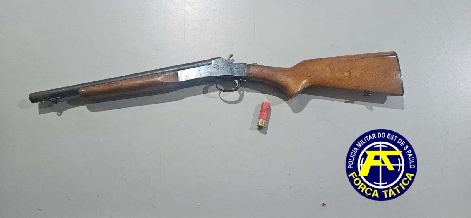 Polícia Militar detém tratorista e apreende arma de fogo