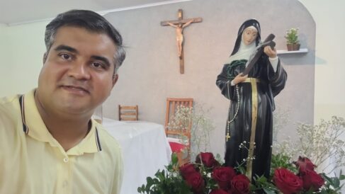 WhatsApp Image 2025-05-20 at 17.04.51 A Comunidade Santa Rita, pertencente a Paróquia do Bom Jesus, agendou para o dia 22, às 19h30, Dia da Padroeira, o lançamento da pedra fundamental da futura capela, em procissão e missa que terá a presença do Bispo Dom Milton Kenan Júnior.