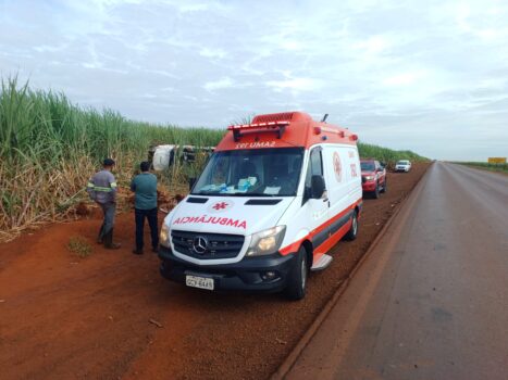 Condutor fica ferido durante capotamento em vicinal (Foto: O Diário de Barretos)