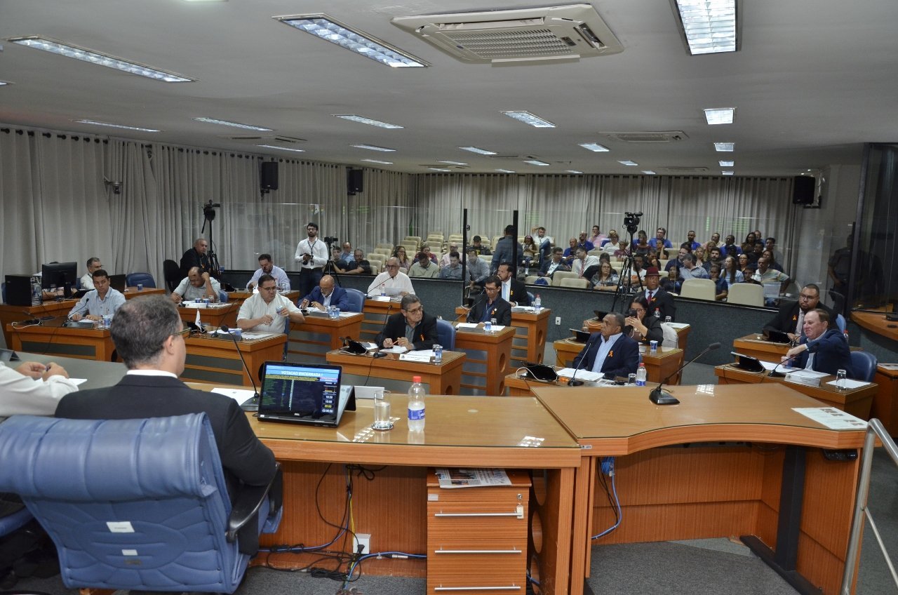 Câmara retoma trabalhos com alguns projetos e concessão de títulos de Cidadania e Benemérito