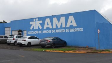 Entidade presta atendimentos especializados e depende de doações para manter atividades