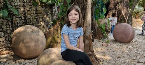 O dia 5 de maio foi de muita alegria para a linda Lavínia, que completou seus 7 anos, ao lado dos pais Eduardo e Patrícia, da avó Ivone e seus padrinhos. E as comemorações continuarão na próxima sexta-feira (9), com festa, reunindo a família e amigos. Felicidades mil! Viva a Lavínia!