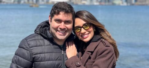 Lucas Salomão e Mariana Martins Marques Salomão chegaram ao Brasil depois de quase dois meses de intercâmbio de línguas no Canadá. No roteiro, além de terem estudado muito, o casal conheceu a cultura e os costumes do país e terminaram a experiência com uma esticada por Nova Iorque Casal retorna ao Brasil após intercâmbio no Canadá