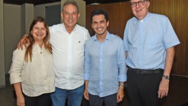 Autoridades prestigiam evento em prol da Creche Clube das Mãezinhas