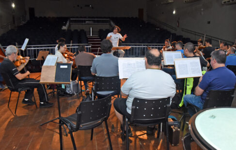 Apresentação da orquestra será no Cine Barretos na sexta-feira (30) Apresentação da orquestra será no Cine Barretos na sexta-feira (30)