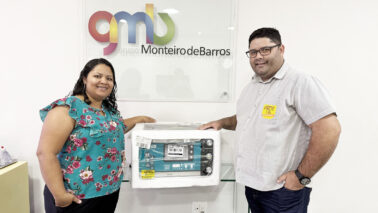 GMB faz entrega de forno elétrico na promoção “Show de Prêmios”