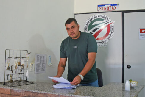 Júlio César de Souza Júnior preside o Sindicato dos Condutores Autônomos de Barretos Júlio César de Souza Júnior preside o Sindicato dos Condutores Autônomos de Barretos