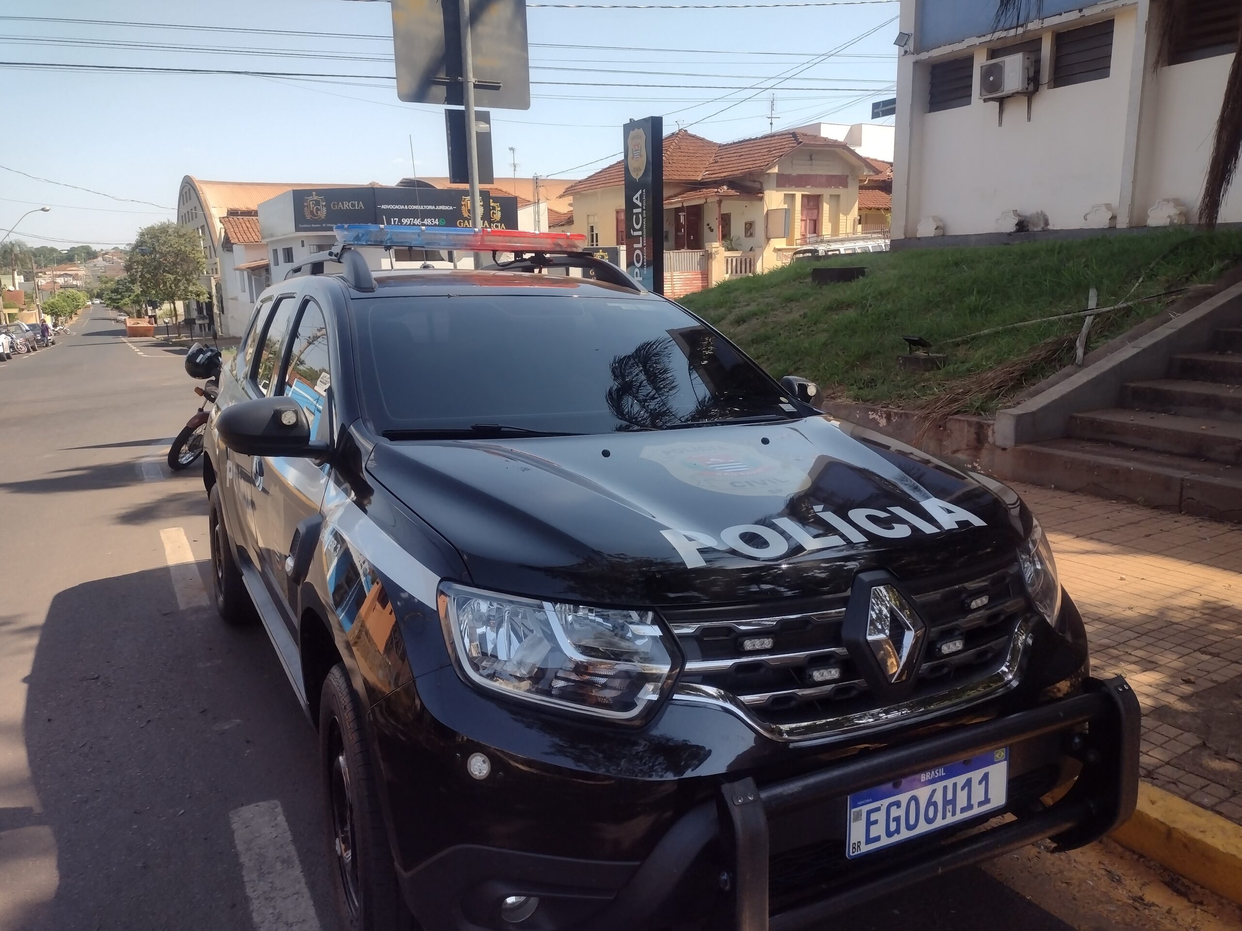 Idosa é enganada por golpistas e perde dinheiro