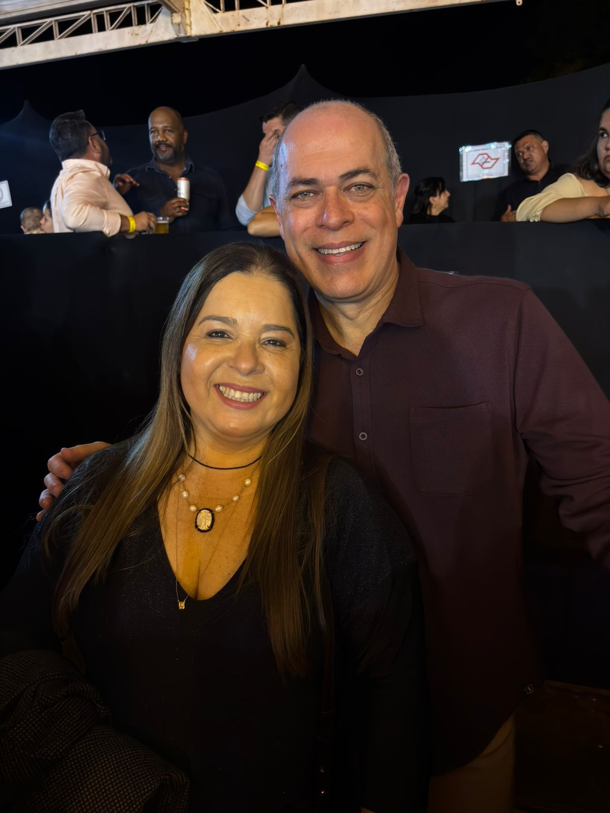 Sorrisos e abraços