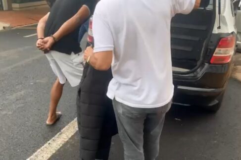 Polícia Civil prende segundo envolvido em crime de extorsão (Foto: O Diário de Barretos) Polícia Civil prende segundo envolvido em crime de extorsão (Foto: O Diário de Barretos)