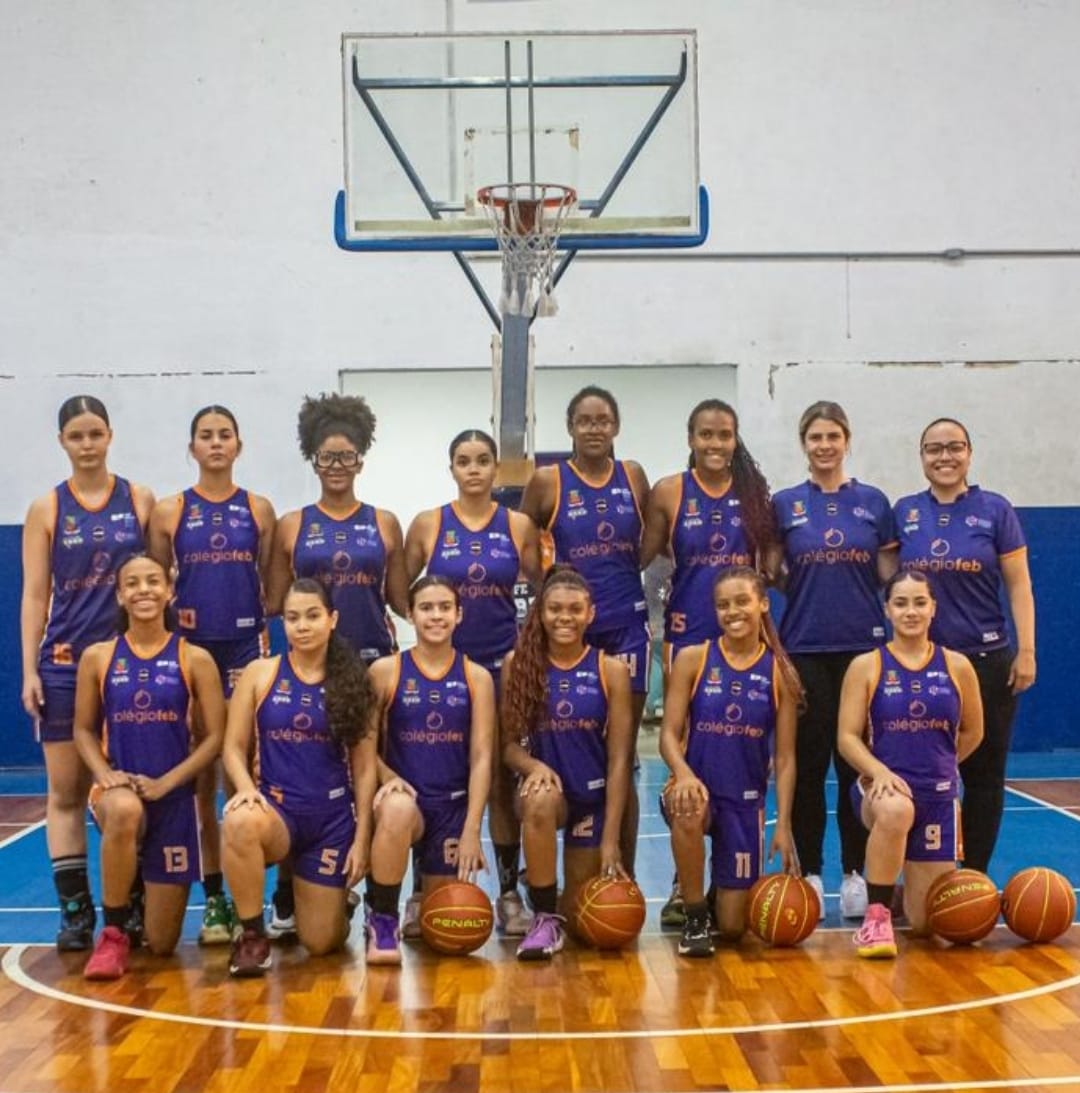Basquete do Instituto APAB adere a campanha do Junho Vermelho