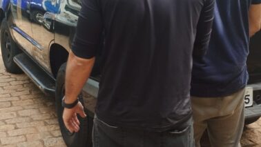 Polícia Civil prende homem por descumprimento de medida e ameaça contra mulher (Foto: O Diário de Barretos)