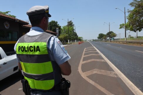 FERIADO: Rodovia Faria Lima em Barretos e que também teve fiscalização no feriado Operação registra 75 acidentes em rodovias do interior