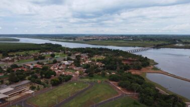 A pedido do Ministério Público Federal (MPF), a Justiça Federal obrigou a Eletrobras a adotar diversas medidas para coibir a pesca predatória no Rio Grande, nas proximidades da barragem da usina hidrelétrica de Porto Colômbia.
