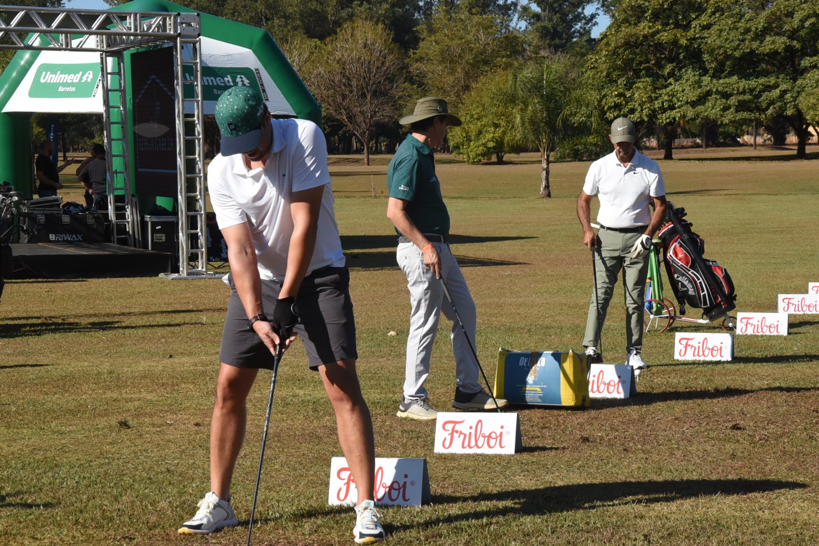 Barretos estreia no circuito oficial com torneio aberto de golfe
