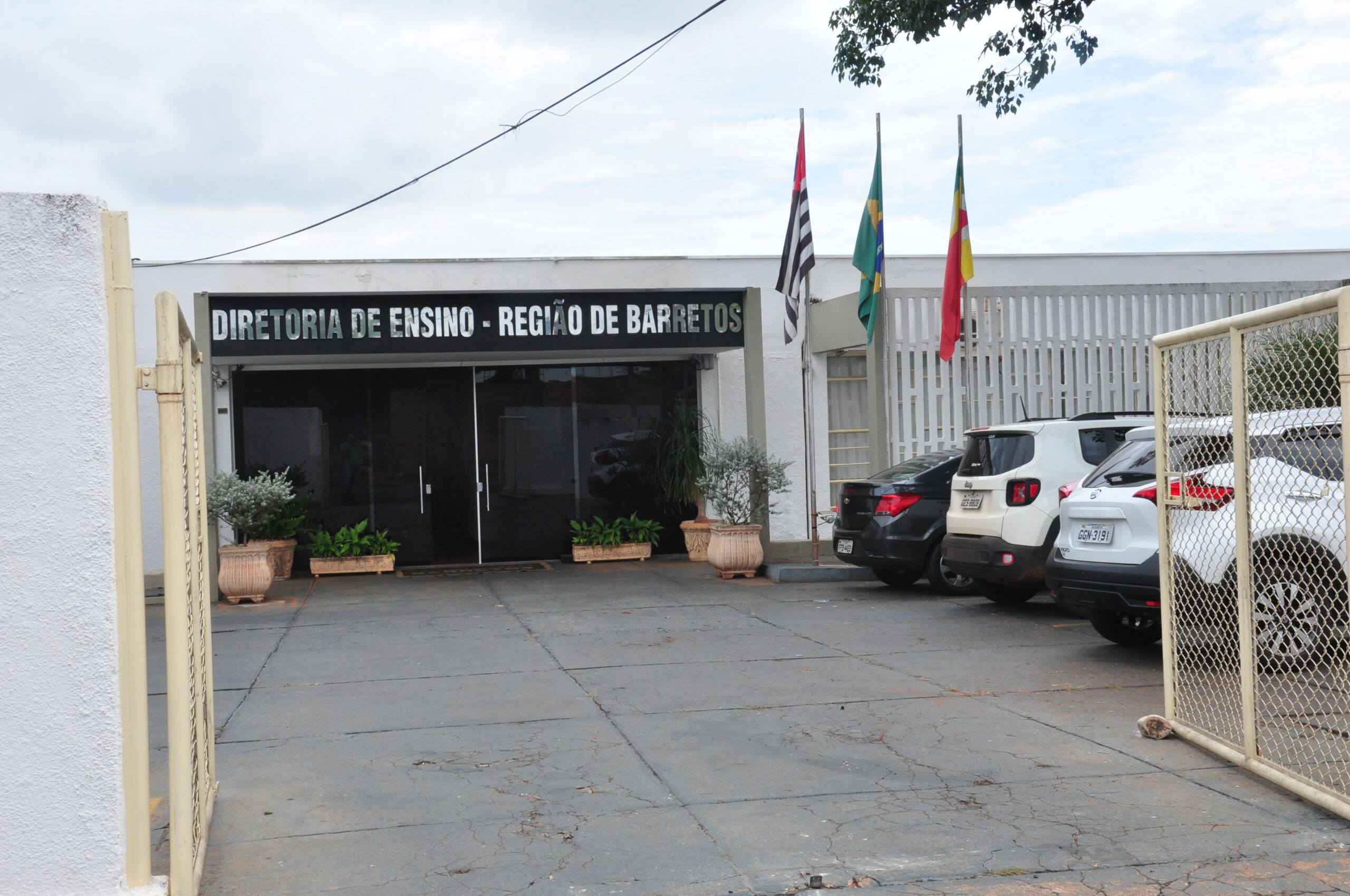 Três escolas estaduais da região abrirão para almoço nas férias