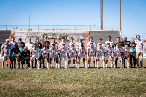 071A4939 As equipes do Barretos Esporte Clube após conquistar bons resultados na estreia do Campeonato Paulista, nas categorias Sub-15 e Sub-17