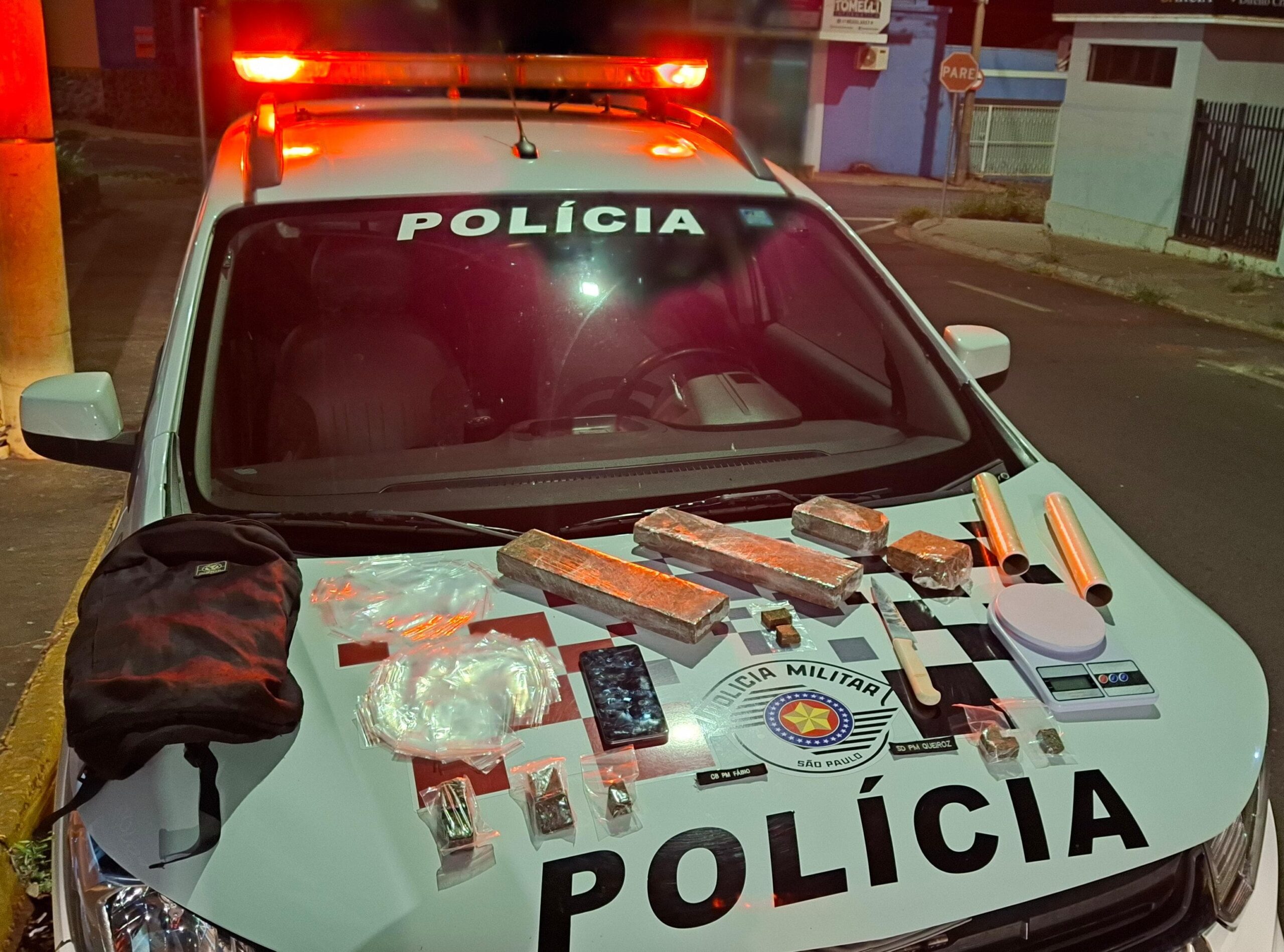 Polícia Militar detém pizzaiolo e apreende mais de 2 kg de maconha