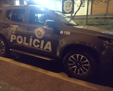 Homem é detido por receptação e adulteração de sinal identificador de veículo (Foto: O Diário de Barretos) Homem é detido por receptação e adulteração de sinal identificador de veículo (Foto: O Diário de Barretos)
