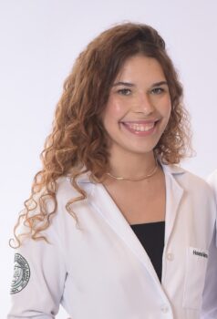 Helena Marques e Silva, estudante do 7º período do curso de Medicina da FACISB, orientada pela profª Vânia Soares de Oliveira e Almeida Pinto O direito de planejar