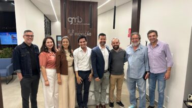 Dirigentes e professores do UNIFEB com Marcelo Monteiro e Thyago Abraão, do Comitiva Inovação