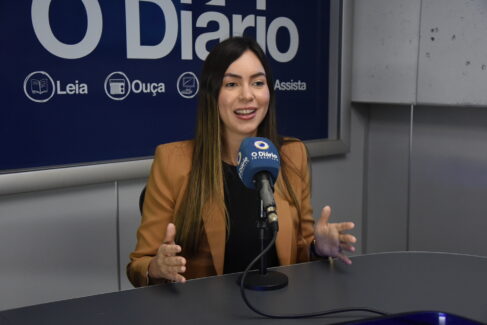 TIN_9110 A cidade de Barretos recebeu a visita na manhã desta sexta (25), a visita da deputada estadual Fabiana Bolsonaro (PL). A deputada que foi vice-prefeita de Barrinha e atualmente reside em Matão