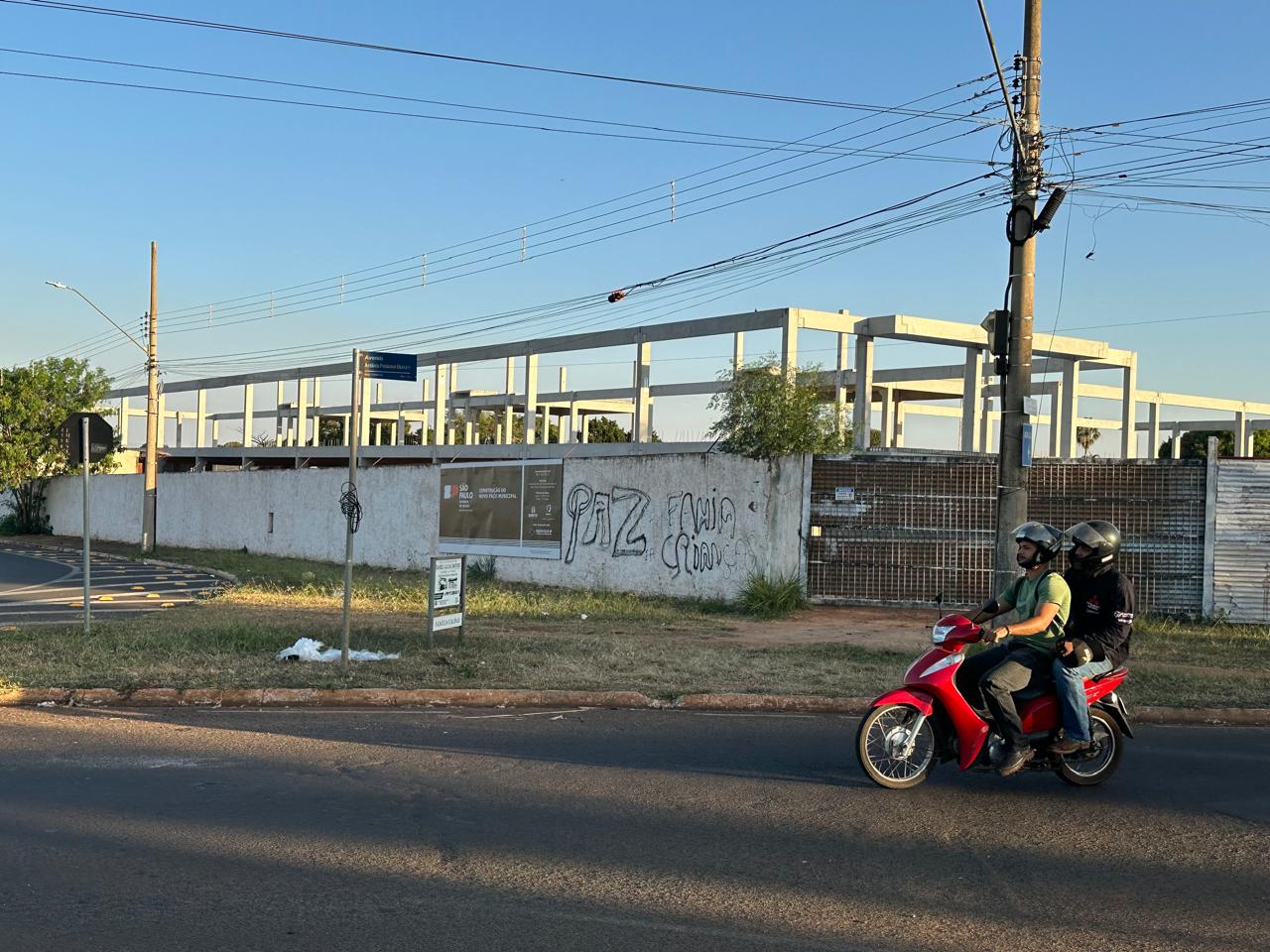 Construção da nova Prefeitura segue em andamento