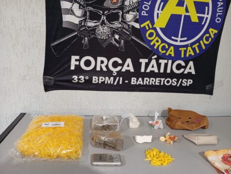 Mulher é detida pela PM com mais de 1kg de cocaína (Foto: O Diário de Barretos) Mulher é detida pela PM com mais de 1kg de cocaína (Foto: O Diário de Barretos)