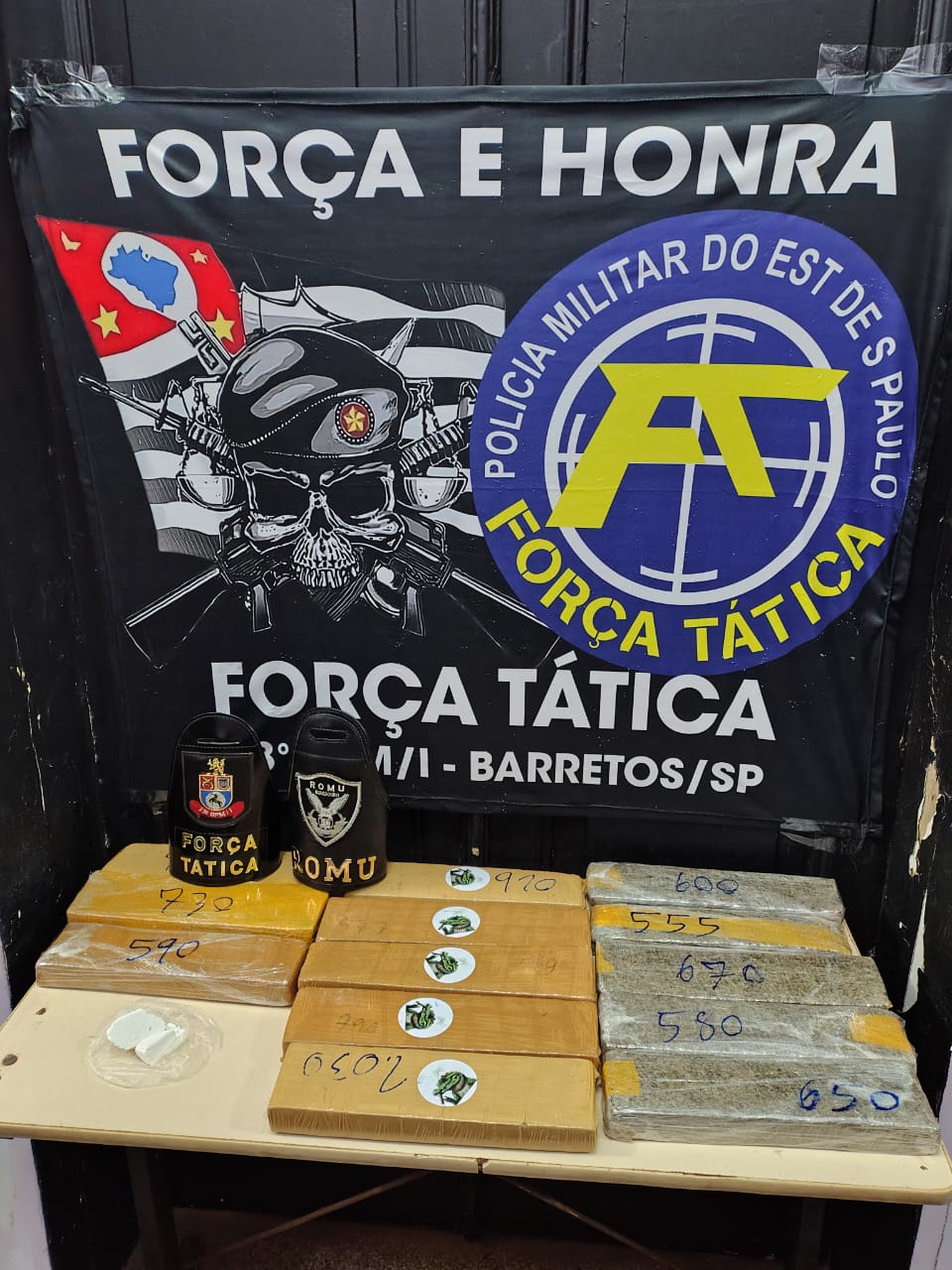 PM e GCM realizam operação e apreendem quase de 10kg de drogas