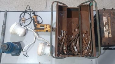 Polícia prende três por furto em barracão de oficina (Foto: O Diário de Barretos)