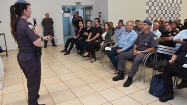 O Comando do 33º BPMI (Batalhão de Polícia Militar do Interior) coordenou na manhã desta terça-feira (22), a reunião técnica de preparação para 70ª Festa do Peão de Barretos, que acontece de 21 a 31 de agosto, no Parque do Peão.