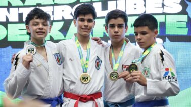 O atleta da Associação Impacto de Karate, Enzo Andrade, 13 anos, conquistou medalha de bronze no Campeonato Brasileiro de Karate, na etapa Paraná