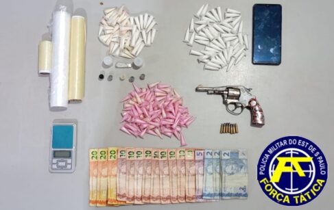 Polícia prende homem por tráfico e posse irregular de arma (Foto: O Diário de Barretos) Polícia prende homem por tráfico e posse irregular de arma (Foto: O Diário de Barretos)