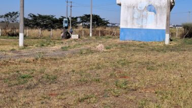 WhatsApp Image 2025-07-31 at 16.35.30 O SAAE (Serviço Autônomo de Água e Esgoto) confirmou no início da tarde desta sexta-feira (31), que o poço profundo localizado na rodovia Assis Chateaubriand, apresentou uma falha em seu funcionamento durante a madrugada e está paralisado.