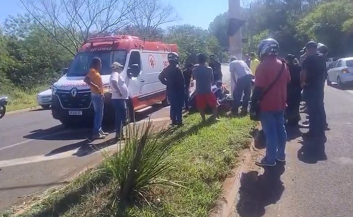 SAMU confirma atendimento a duas vítimas de acidente de moto