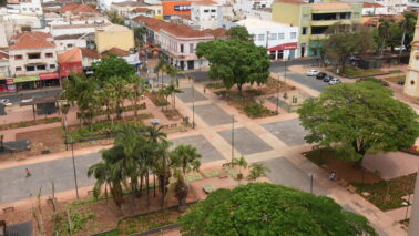 Praça Francisco Barreto é um dos locais em que está proibido o comércio ambulante