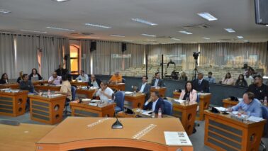 A Câmara Municipal de Barretos votou na sessão ordinária de segunda-feira (6), o Projeto de Lei que prorroga por oito anos, o prazo de vigência da Contribuição para o Custeio do Serviço de Iluminação Pública (CIP).