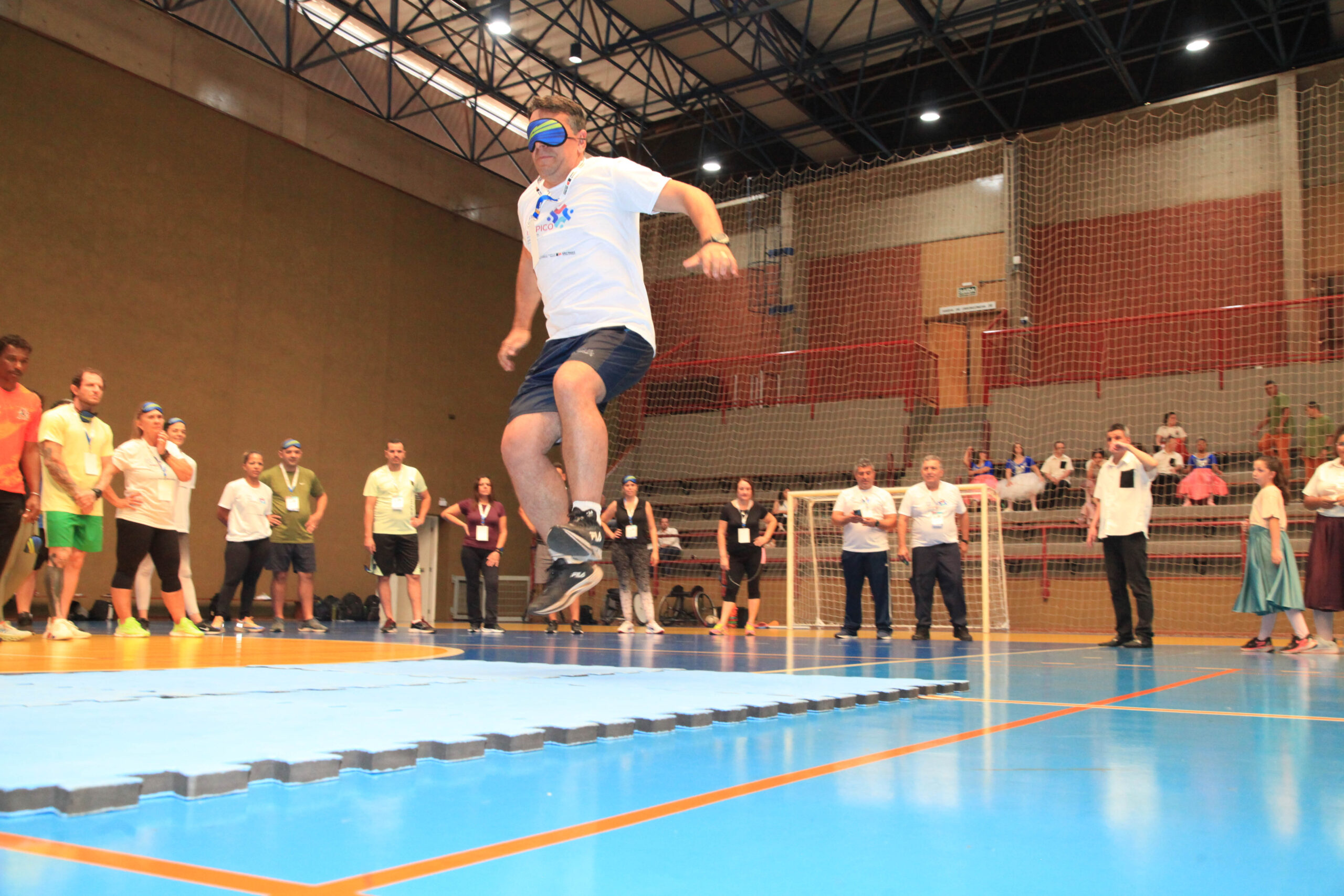 Curso gratuito de esportes paralímpicos na região