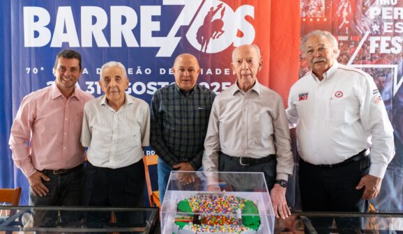 Ricardo Bodinho, sr. Tupy, Jerônimo, dr. Uebe e Mussa na assembleia (Foto: Anderson Alves de Abreu)