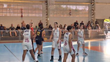 Basquete da APAB Barretos vence São José em jogos do Paulista