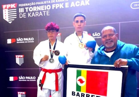 Enzo e silvio Os alunos de Barretos, do Projeto Karate participaram de um torneio oficial da FPK (Federação Paulista de Karate), no sábado, dia 9, na cidade de Santana de Parnaib