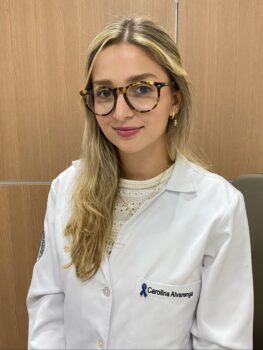 Carolina Alvarenga Borges, estudante do 5º período do curso de Medicina da Facisb, orientada pela profª Vânia Soares de Oliveira e Almeida Pinto Bactérias do bem: seu intestino agradece