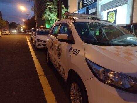 Motociclista é detido após acidente na Assis Chateaubriand (Foto: O Diário de Barretos) Motociclista é detido após acidente na Assis Chateaubriand (Foto: O Diário de Barretos)