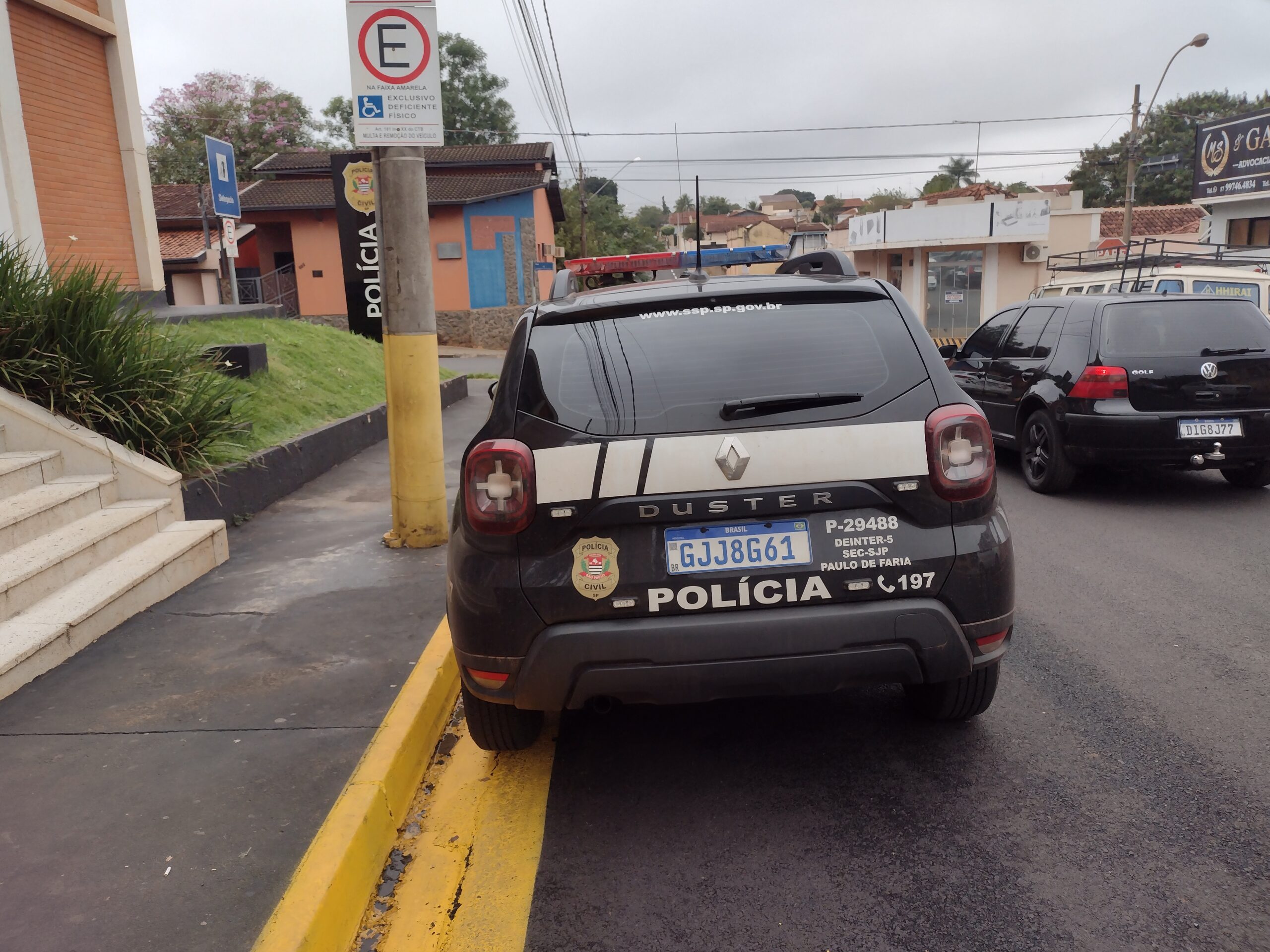 Estelionatários sacam mais de R$ 33 mil da conta de enfermeira