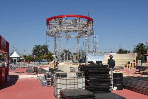 Parque do Peão tem vários serviços em execução para a Festa Parque do Peão tem vários serviços em execução para a Festa