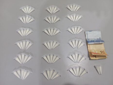 Adolescente é detido com cocaína nos predinhos (Foto: O Diário de Barretos)